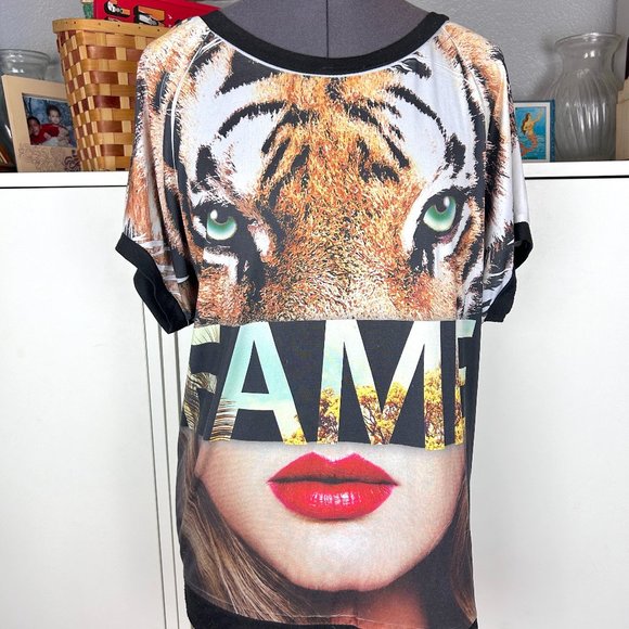 Fame Graphic Tee - Picture 1 of 5